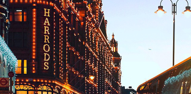 harrods at night